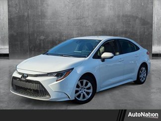 Used 2020 Toyota Corolla LE image 1