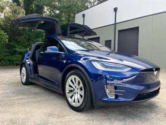 Used 2018 Tesla Model X 75D image 1
