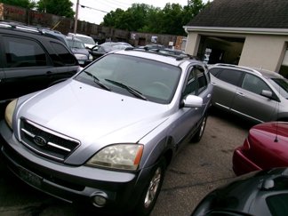 Used 2004 Kia Sorento EX image 1