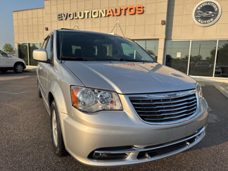 Used 2011 Chrysler Town & Country Touring image 1