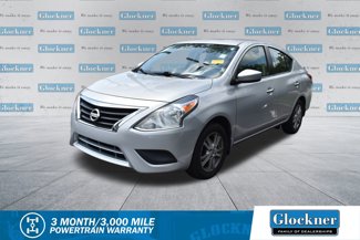 Used 2016 Nissan Versa SV image 1