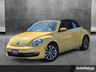 Used 2014 Volkswagen Beetle TDI image 1