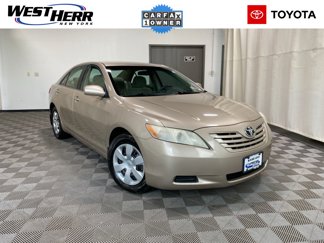 Used 2009 Toyota Camry LE image 1