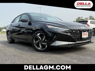 Used 2023 Hyundai Elantra Limited image 1