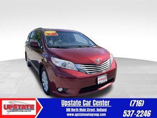 Used 2016 Toyota Sienna XLE image 1