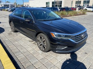 Used 2022 Volkswagen Passat 2.0T SE image 1