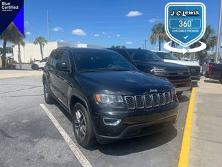 Used 2020 Jeep Grand Cherokee Laredo w/ Laredo X Package image 1