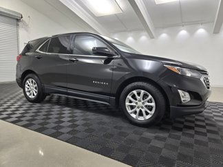 Used 2018 Chevrolet Equinox LT image 1