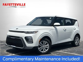 Used 2021 Kia Soul LX image 1