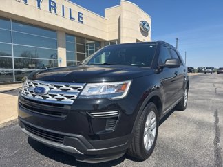 Used 2019 Ford Explorer XLT image 1