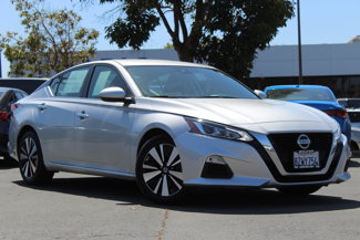 Certified 2022 Nissan Altima 2.5 SV image 1