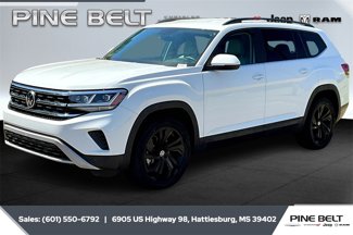 Used 2022 Volkswagen Atlas SE w/ Black Wheel Package image 1