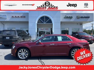 Used 2019 Chrysler 300 Limited image 1