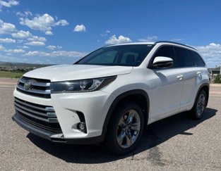 Used 2019 Toyota Highlander Limited Platinum image 1