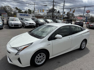 Used 2016 Toyota Prius Two image 1