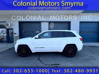 Used 2017 Jeep Grand Cherokee Altitude image 1