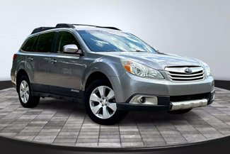 Used 2010 Subaru Outback 2.5i Limited image 1