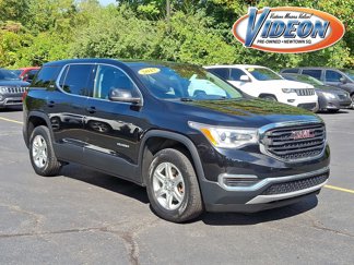 Used 2017 GMC Acadia SLE image 1