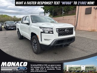 Used 2022 Nissan Frontier SV image 1