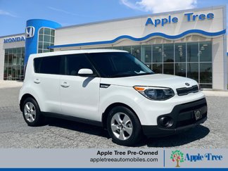 Used 2017 Kia Soul w/ Convenience Package image 1