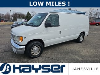 Used 2002 Ford E-150 and Econoline 150 image 1