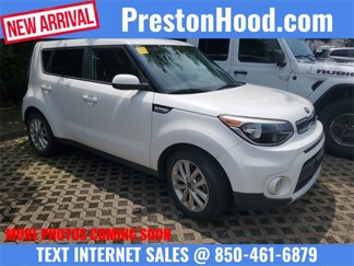 Used 2018 Kia Soul + image 1