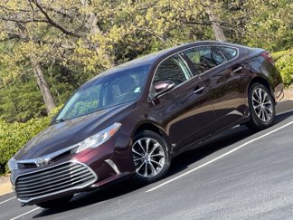 Used 2017 Toyota Avalon XLE image 1