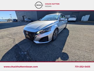 Used 2023 Nissan Altima 2.5 SV image 1