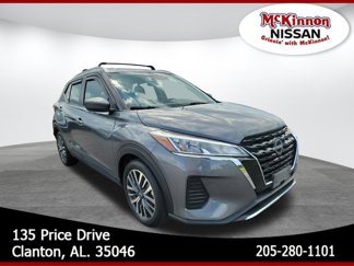 Used 2022 Nissan Kicks SV image 1