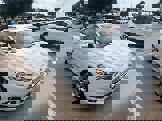 Used 2016 Ford Fusion SE image 1