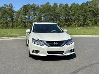Used 2016 Nissan Altima 2.5 SV image 1