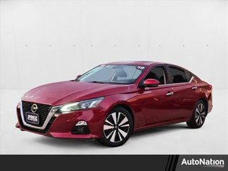 Used 2019 Nissan Altima 2.5 SV image 1