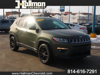 Used 2018 Jeep Compass Latitude image 1