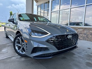 Used 2022 Hyundai Sonata SEL image 1