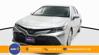 Used 2019 Toyota Camry LE image 1