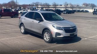 Used 2022 Chevrolet Equinox LS w/ LS Convenience Package image 1