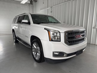 Used 2018 GMC Yukon XL SLE w/ SLE Value Package image 1