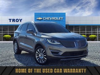 Used 2017 Lincoln MKC Reserve image 1