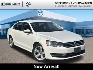 Used 2012 Volkswagen Passat 2.5 SE image 1