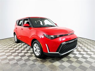 Used 2024 Kia Soul S image 1