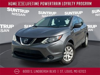 Used 2019 Nissan Rogue Sport S image 1
