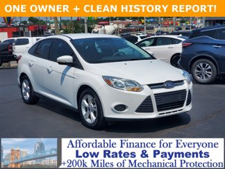 Used 2014 Ford Focus SE image 1