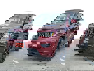 Used 2019 Jeep Grand Cherokee Altitude image 1