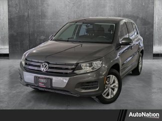 Used 2013 Volkswagen Tiguan S image 1