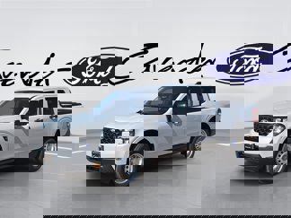 New 2025 Ford Maverick XL image 1