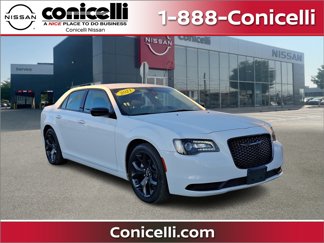 Used 2021 Chrysler 300 Touring w/ Sport Appearance Package image 1