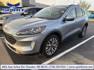 Used 2022 Ford Escape Titanium image 1