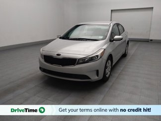 Used 2017 Kia Forte LX image 1
