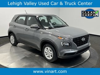Certified 2023 Hyundai Venue SE image 1