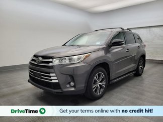 Used 2017 Toyota Highlander Plus image 1